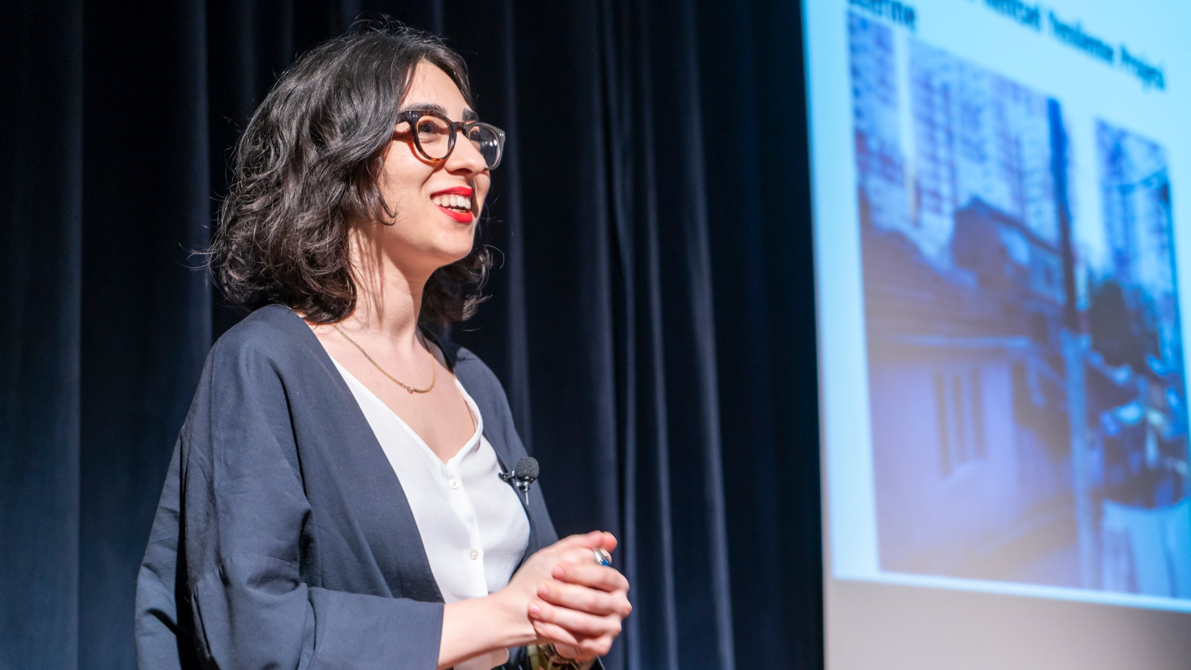 Electronic Crossovers<br> I Used to Hear You, But Now I Cannot:<br> On an Urban Renewal Project in Istanbul<br>Burcu Yaşin slide 1